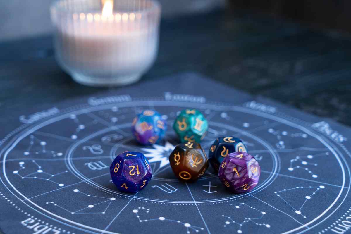 Oroscopo segni zodiacali ricchezza destino