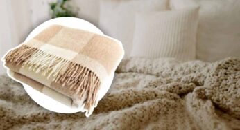 Prima di metterli via, devi lavarli: questo metodo fa profumare tantissimo coperte e plaid